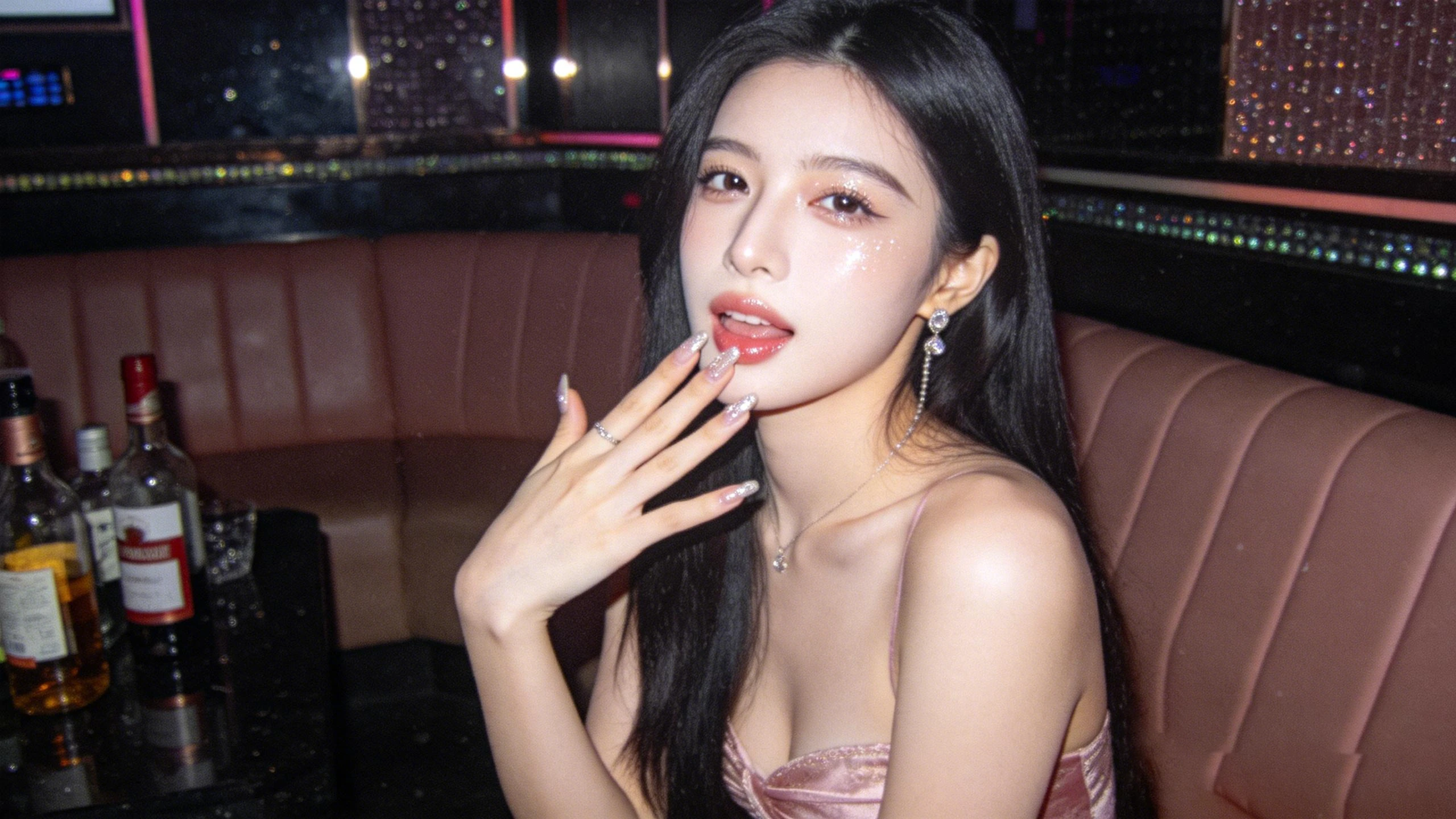 香閣里拉商務會所B1包廂社交互動氛圍