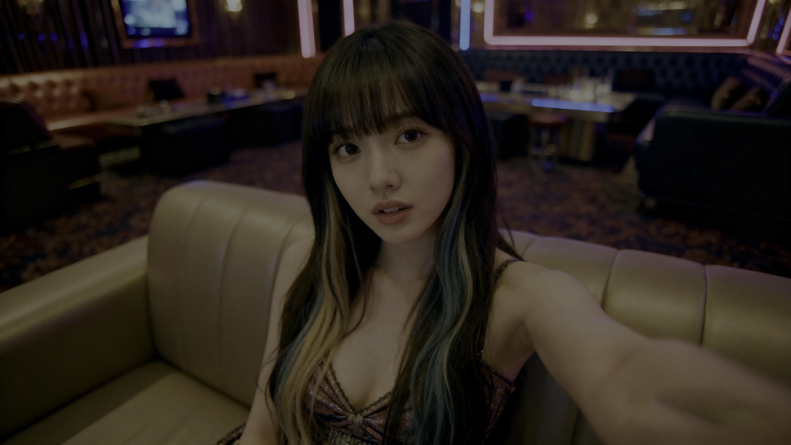 金蔥酒店包廂酒桌遊戲互動現場氛圍